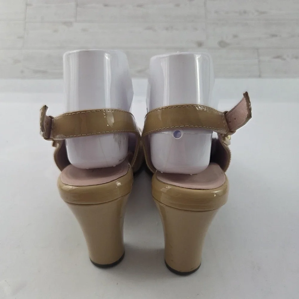 Taryn Rose Slingback Heels Womens 9 M Tan Patent Leather Quiet Luxury Classic